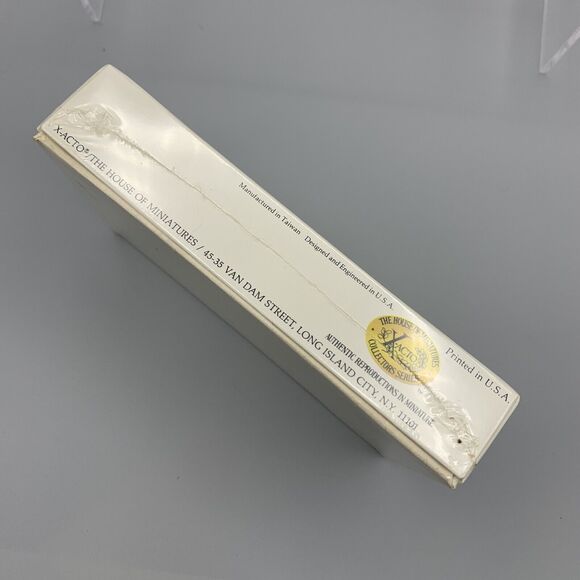 The House of Miniatures Night Stand Dollhouse Kit 40012 X-ACTO Sealed NOS - Picture 9 of 10